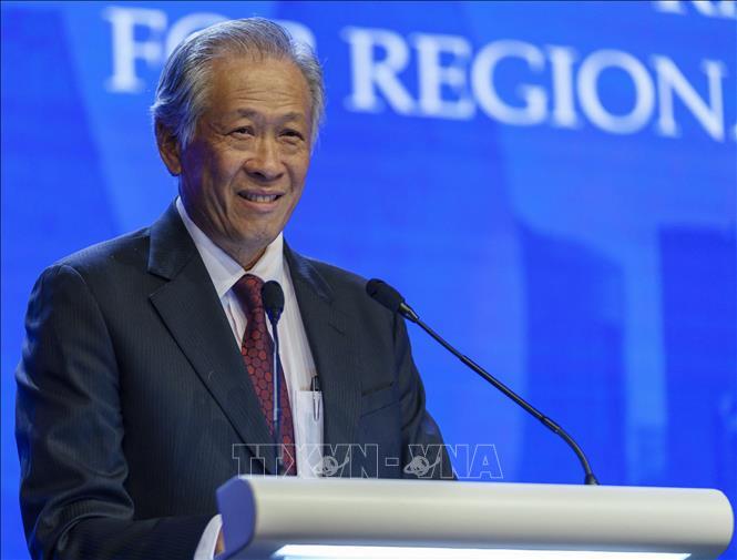 Singapore và Trung Quốc ký MOU thiết lập đường dây nóng quân sự