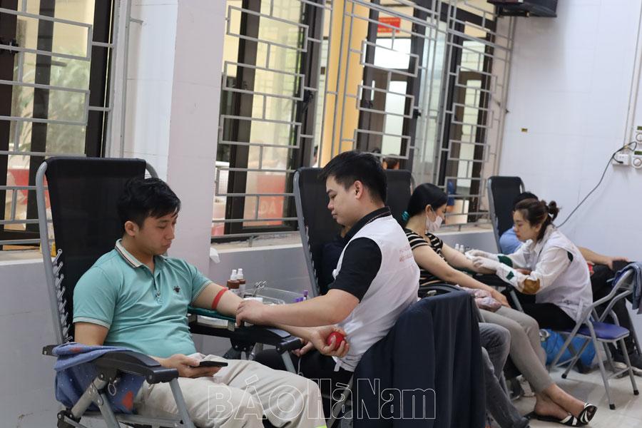 Lan tỏa tinh thần hiến máu tình nguyện