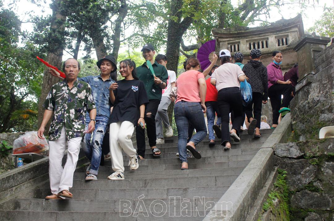 Doanh thu du lịch Hà Nam 6 tháng đầu năm ước đạt 2.670 tỷ đồng