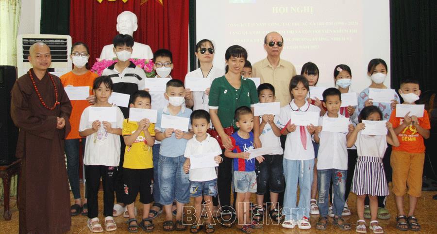 Hội Người mù tỉnh tổng kết 25 năm công tác phụ nữ và trẻ em