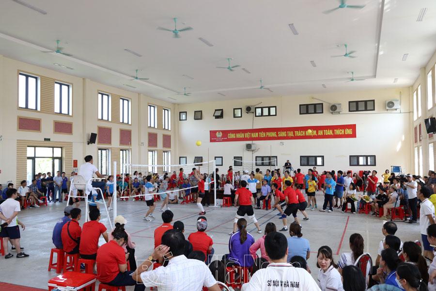 Thúc đẩy phong trào tập luyện thể dục thể thao trong công nhân, viên chức, lao động