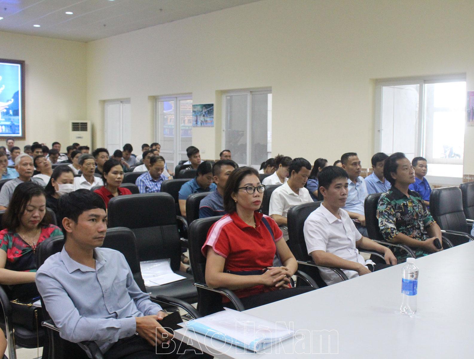 Khai mạc lớp tập huấn bồi dưỡng nghiệp vụ cho cộng tác viên, trọng tài thể thao