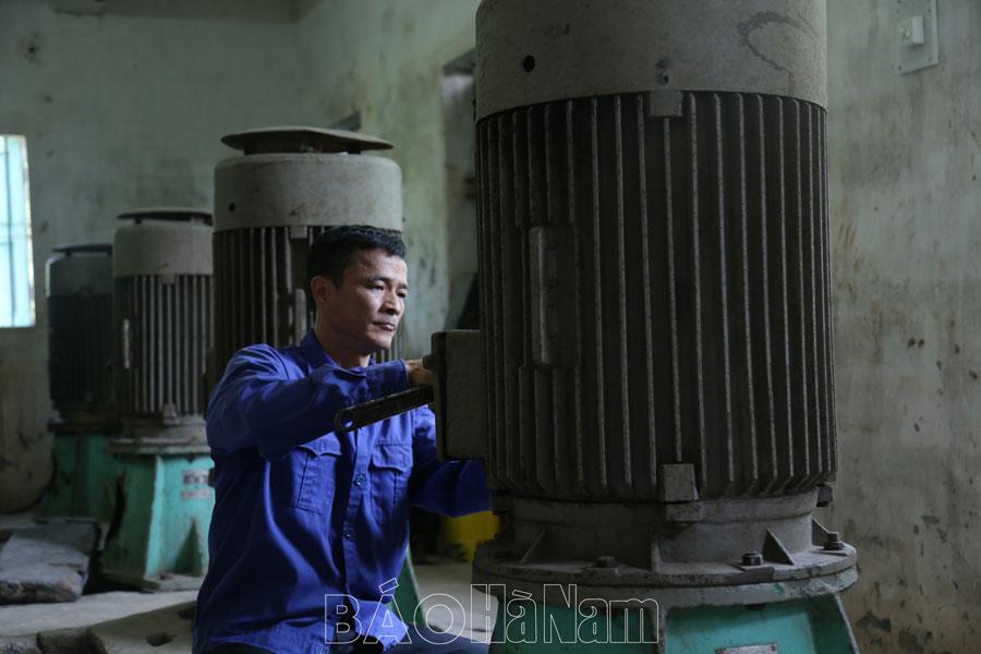 Khó khăn trong tiêu úng khi xuất hiện mưa lớn ở Kim Bảng