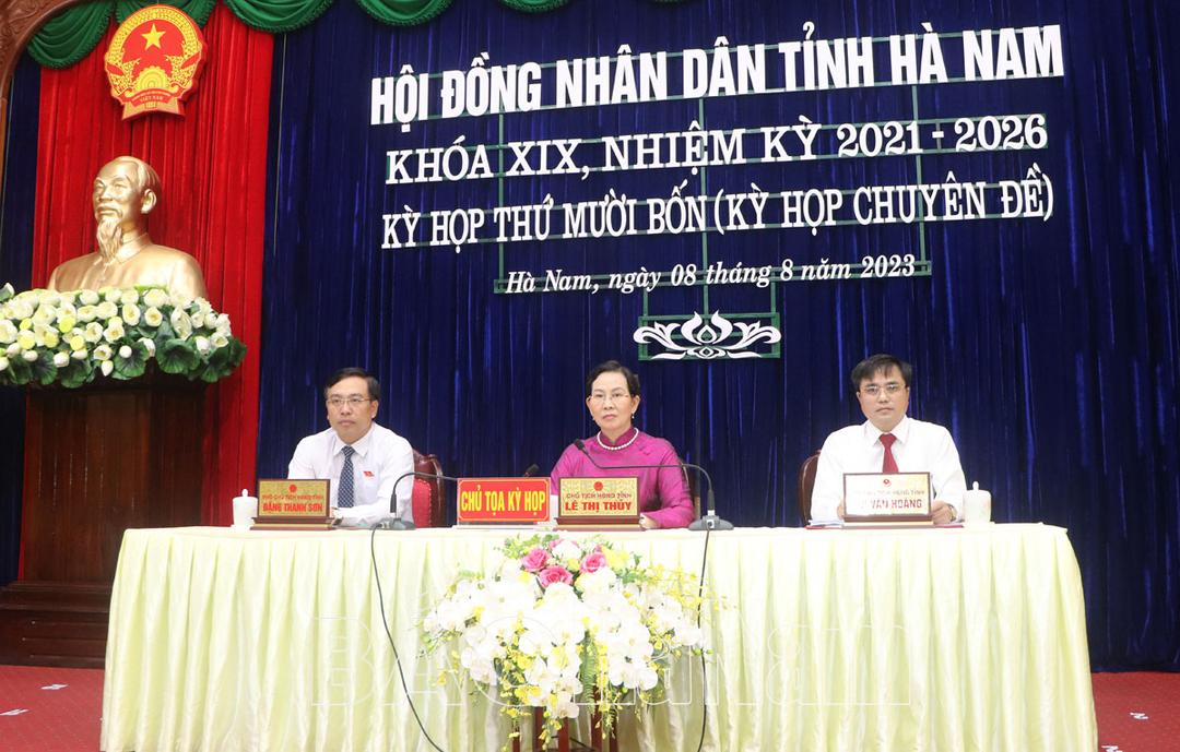 HĐND tỉnh họp xem xét, thông qua các vấn đề cấp thiết về KT- XH