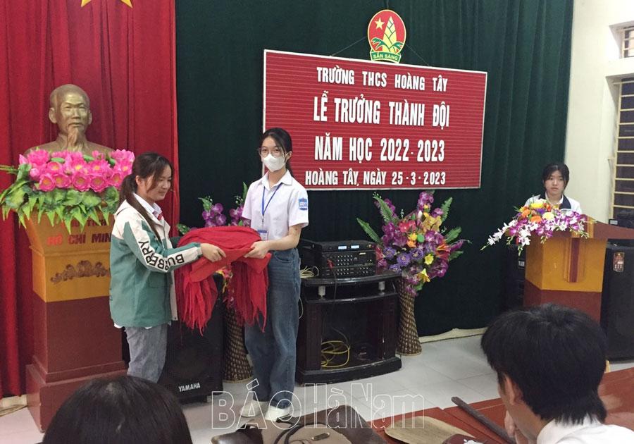 Đa dạng các hình thức giáo dục kỹ năng sống cho học sinh ở Trường THCS Hoàng Tây