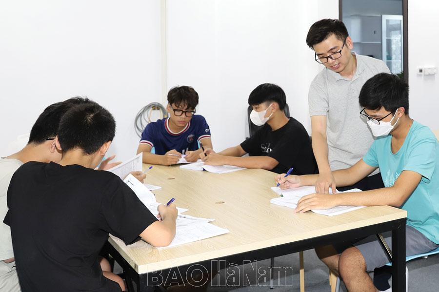 Sôi động phong trào học IELTS ở Hà Nam