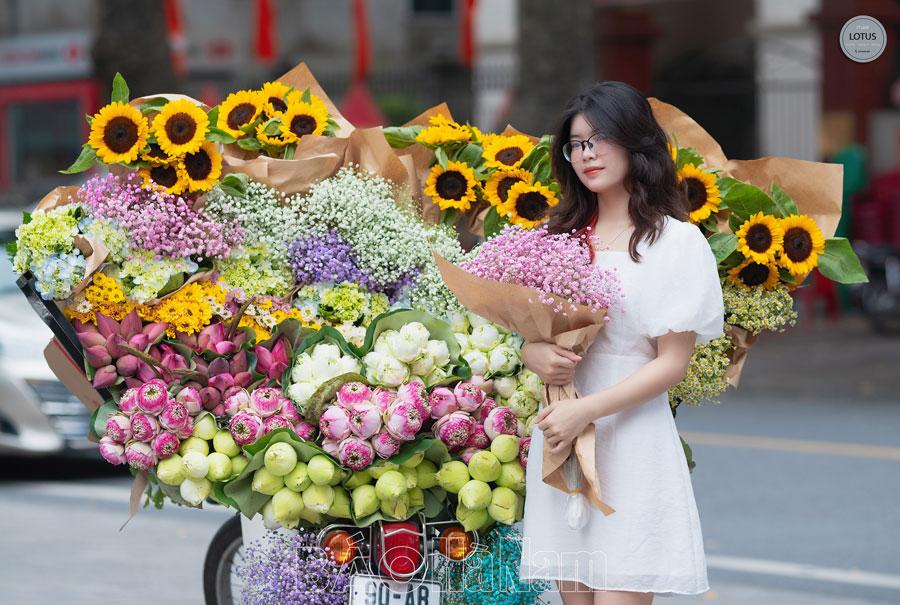 Kiếm tiền triệu mỗi ngày với dịch vụ cho thuê xe hoa check-in