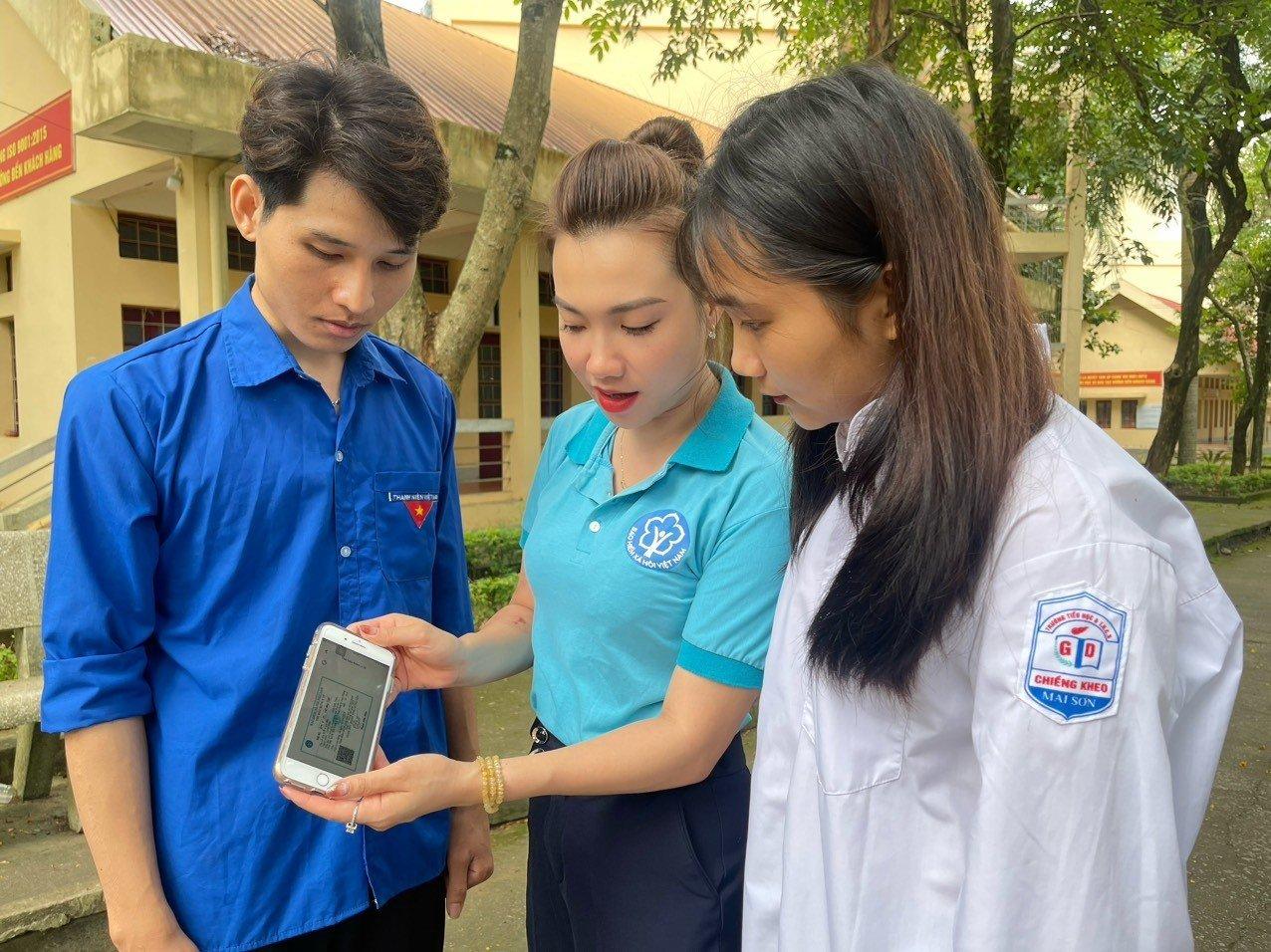 Mức đóng BHYT học sinh, sinh viên trong năm học 2023 - 2024