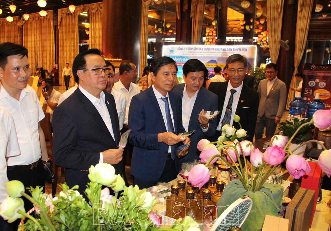 Hội Doanh nghiệp trẻ tỉnh Hà Nam tổ chức chương trình "Tết Doanh nhân" kỷ niệm Ngày Doanh nhân Việt Nam