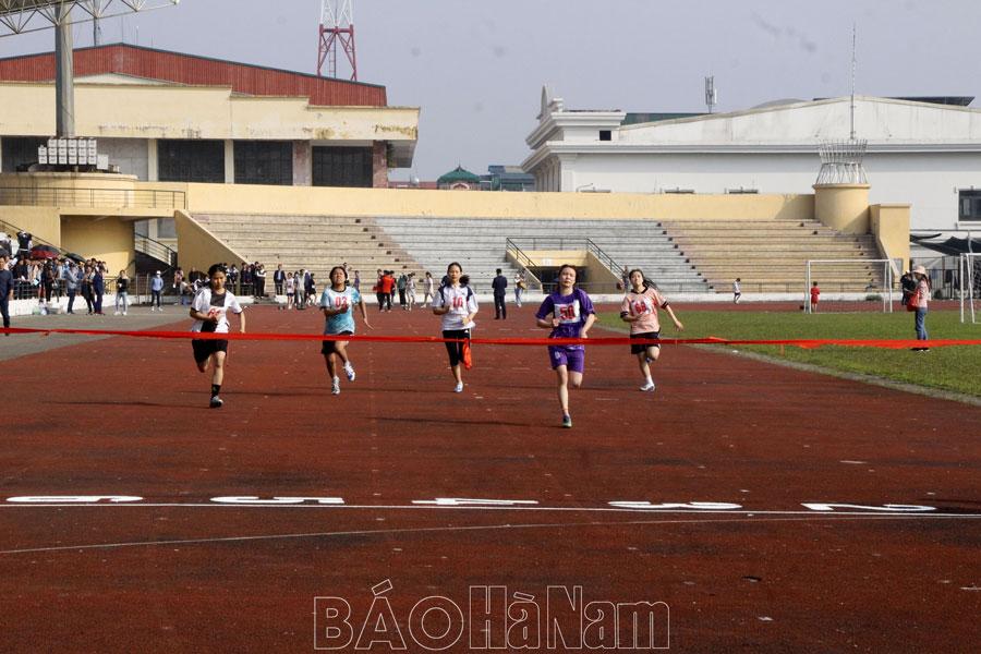 Duy trì và phát triển phong trào TDTT trong trường học