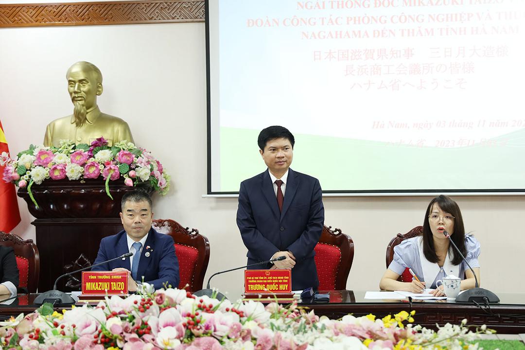 Thống đốc tỉnh Shiga và Đoàn công tác Phòng Công nghiệp và Thương mại Nagahama (Nhật Bản) thăm, tìm hiểu môi trường đầu tư tại Hà Nam