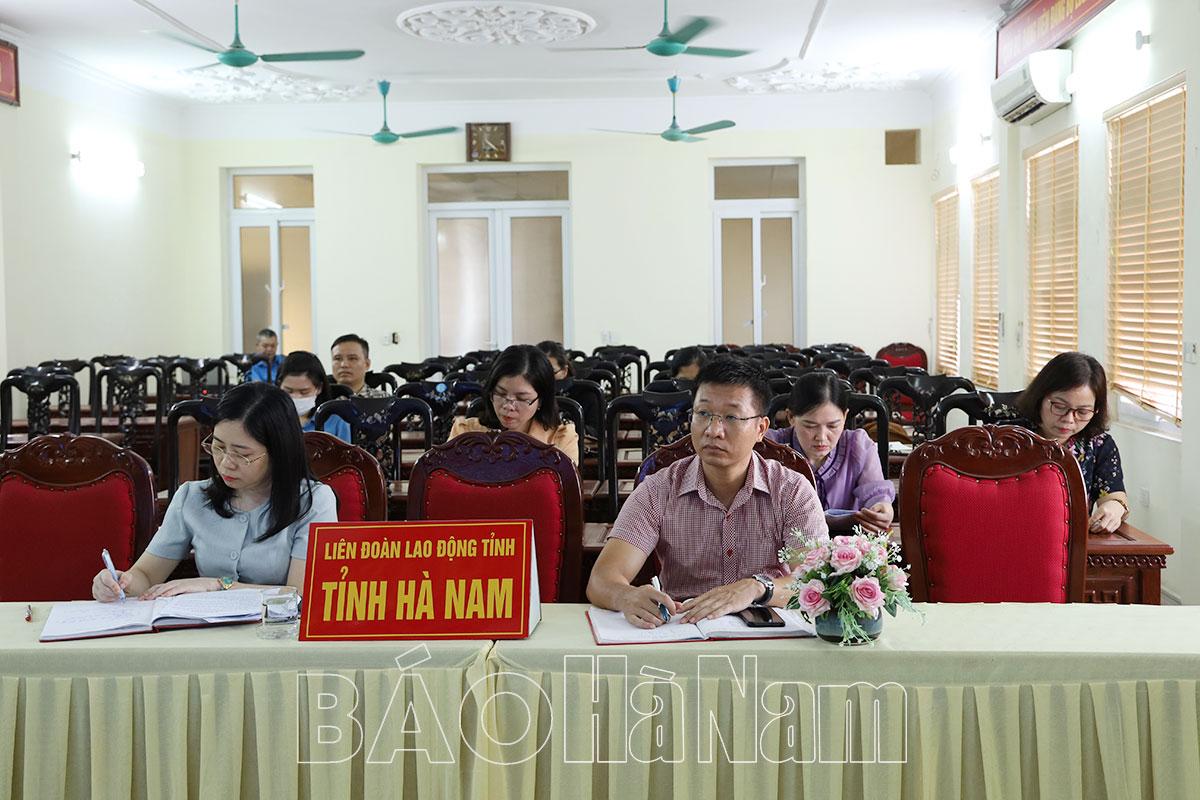 Triển khai nhiệm vụ chuẩn bị Đại hội XIII Công đoàn Việt Nam