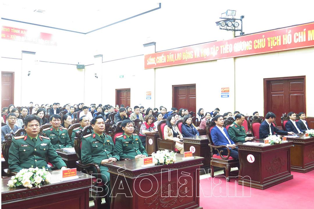 Khai mạc khoá bồi dưỡng kiến thức quốc phòng và an ninh cho cán bộ đối tượng 3