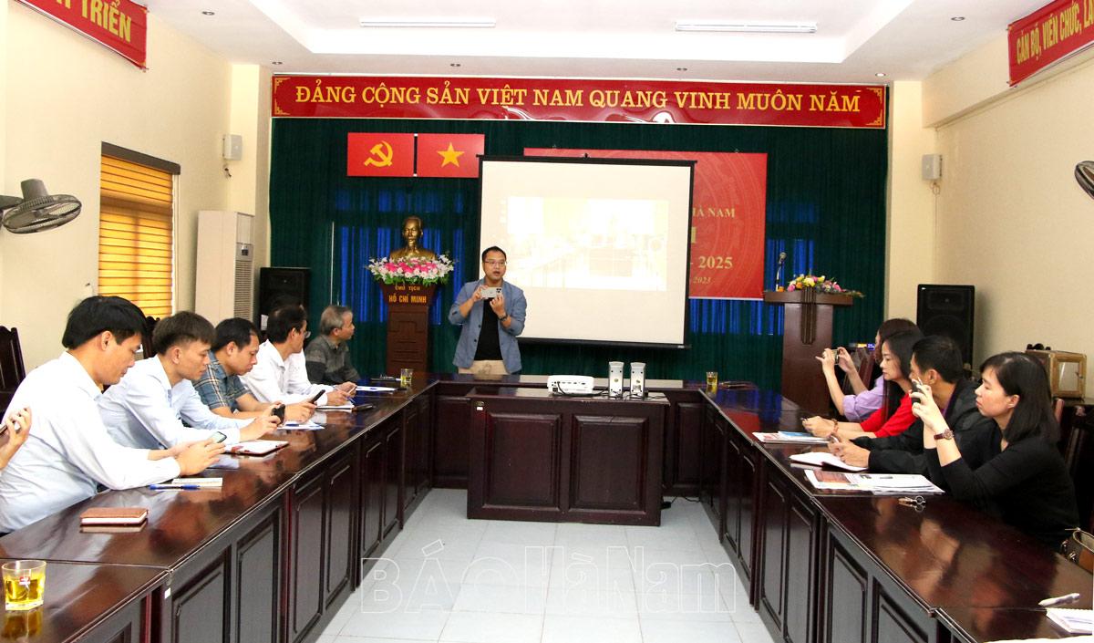 Phát huy tiện ích thiết bị điện tử cầm tay trong tác nghiệp báo chí