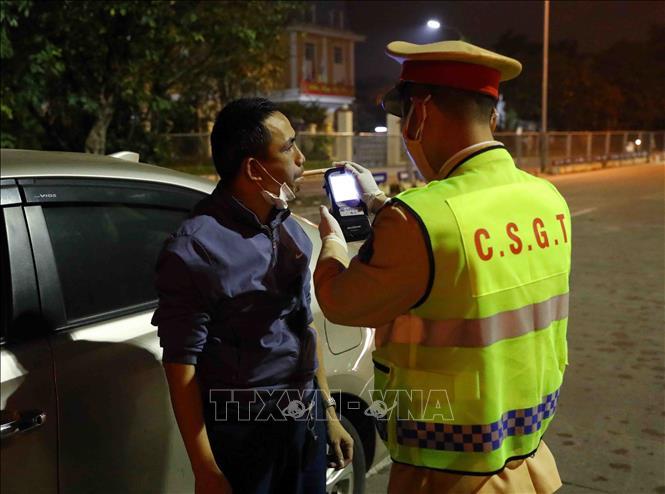 Bộ Công an ra quân xử lý vi phạm về nồng độ cồn, tai nạn giao thông giảm sâu