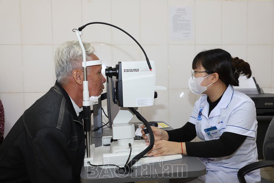 Nguy hiểm bệnh võng mạc đái tháo đường