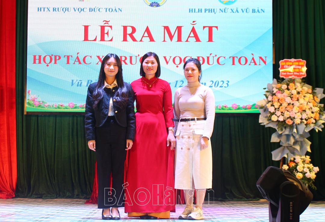 Ra mắt Hợp tác xã Rượu Vọc Đức Toàn