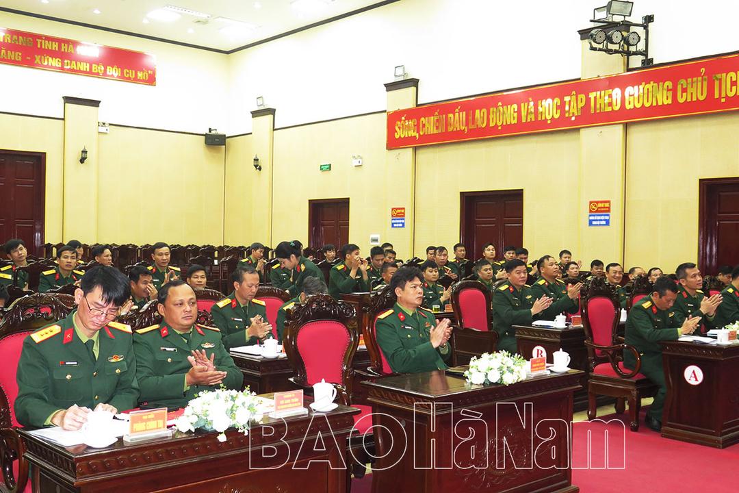 Bộ CHQS tỉnh hiệp đồng giao, nhận quân và huấn luyện quân nhân dự bị