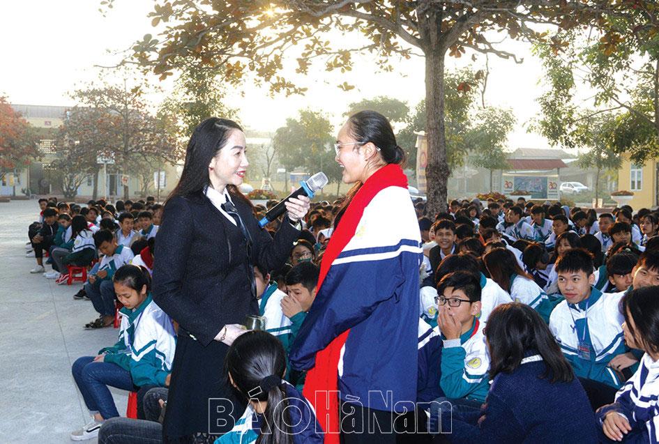 Tiếp tục triển khai hiệu quả công tác dân số trong tình hình mới