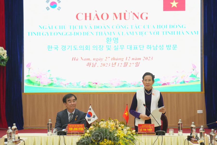 Đồng chí Bí thư Tỉnh ủy Lê Thị Thủy tiếp và làm việc với Đoàn công tác của Hội đồng Nghị viện tỉnh Gyeonggi, Hàn Quốc