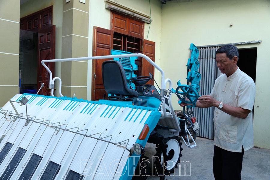 Thanh Liêm chủ động các điều kiện mở rộng diện tích lúa cấy máy