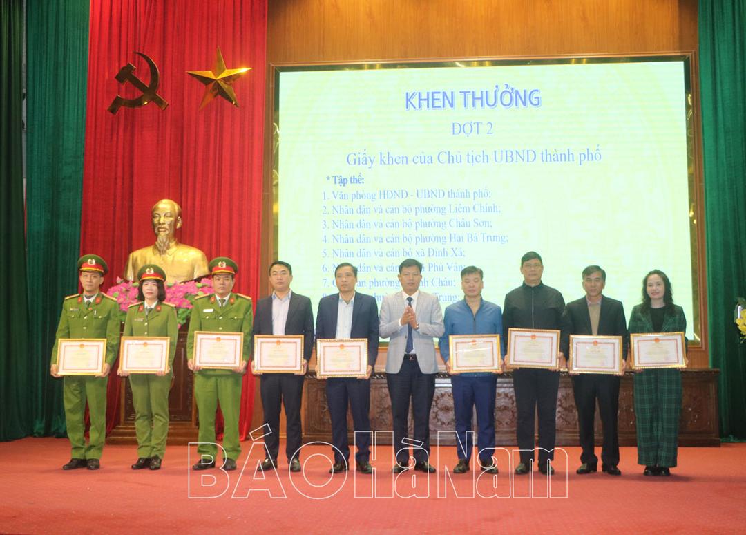 Thành phố Phủ Lý sơ kết 2 năm thực hiện Đề án 06 của Chính phủ