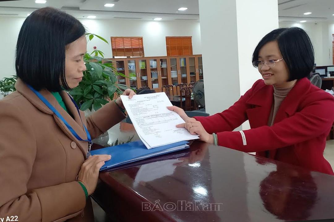 Kho bạc Nhà nước Hà Nam nâng cao chất lượng phục vụ khách giao dịch