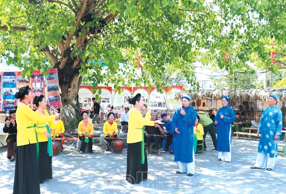 Lan tỏa nét đẹp văn hóa ngày xuân