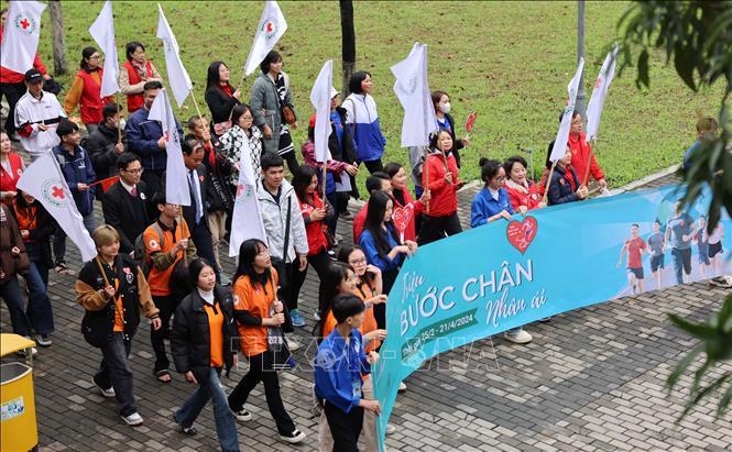 Phát động chiến dịch 'Triệu bước chân nhân ái'