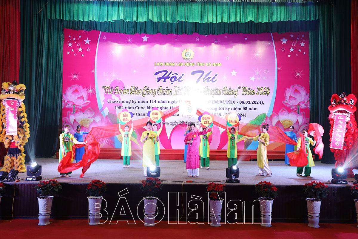 Sôi nổi Hội thi “Nữ đoàn viên công đoàn tài năng – duyên dáng” năm 2024