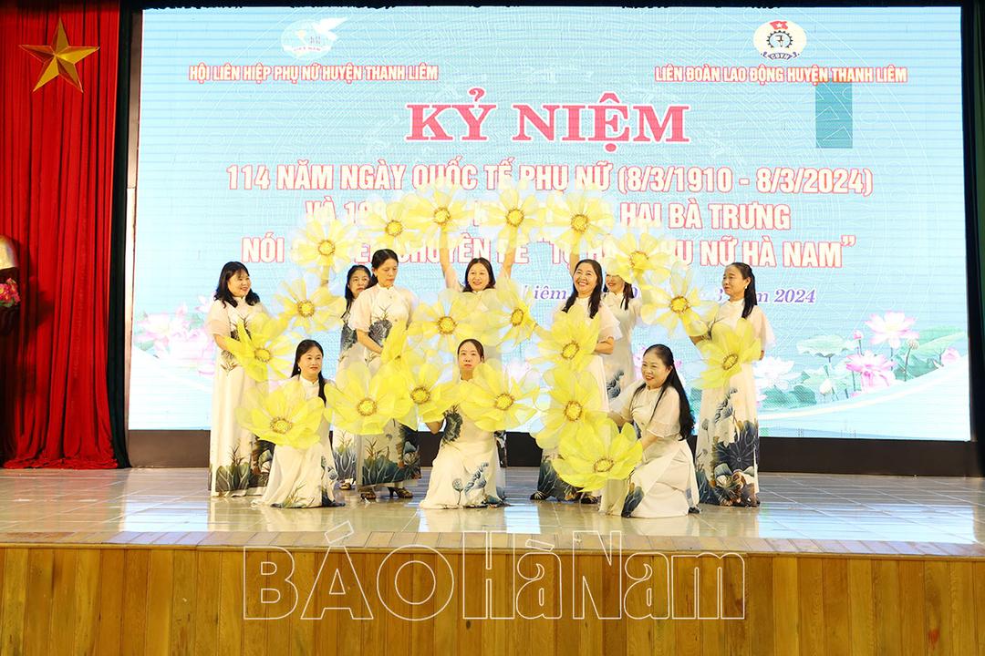 Thanh Liêm tổ chức nói chuyện chuyên đề "Tự hào phụ nữ Hà Nam"