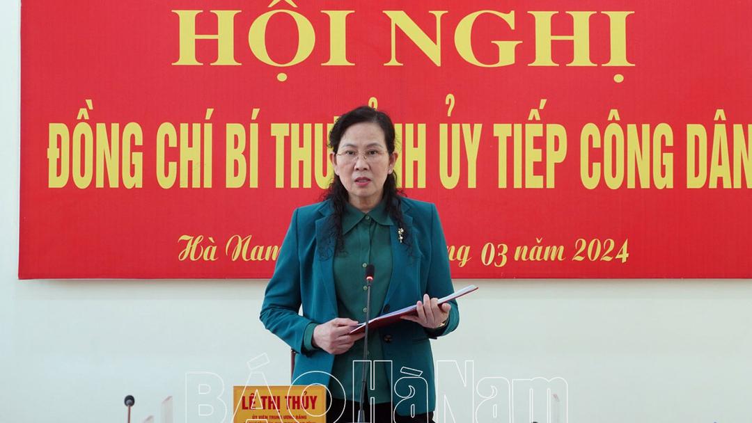 Đồng chí Bí thư Tỉnh ủy Lê Thị Thủy tiếp công dân định kỳ tháng 3/2024