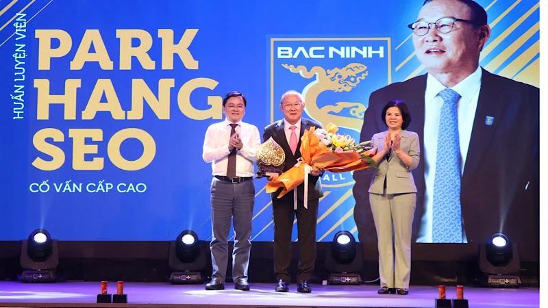 Ông Park Hang-seo chính thức ra mắt với vai trò cố vấn cấp cao tại Bắc Ninh FC