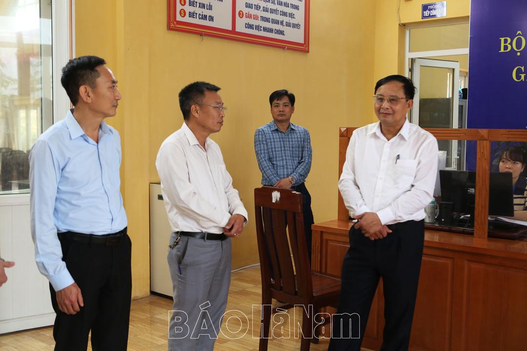 UBND tỉnh kiểm tra việc duy trì nâng cao chất lượng xã NTM và NTM kiểu mẫu tại huyện Lý Nhân