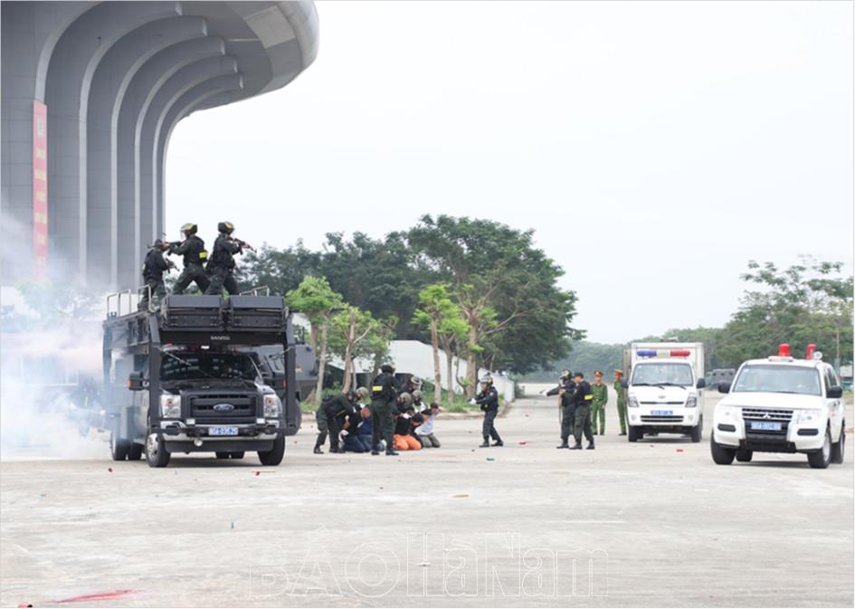 Xứng đáng với niềm tin của Đảng, chỗ dựa của nhân dân