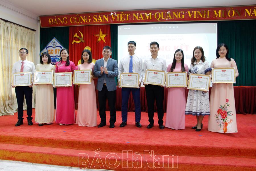 49 giáo viên được công nhận Giáo viên dạy giỏi cấp tiểu học tỉnh Hà Nam năm học 2023-2024