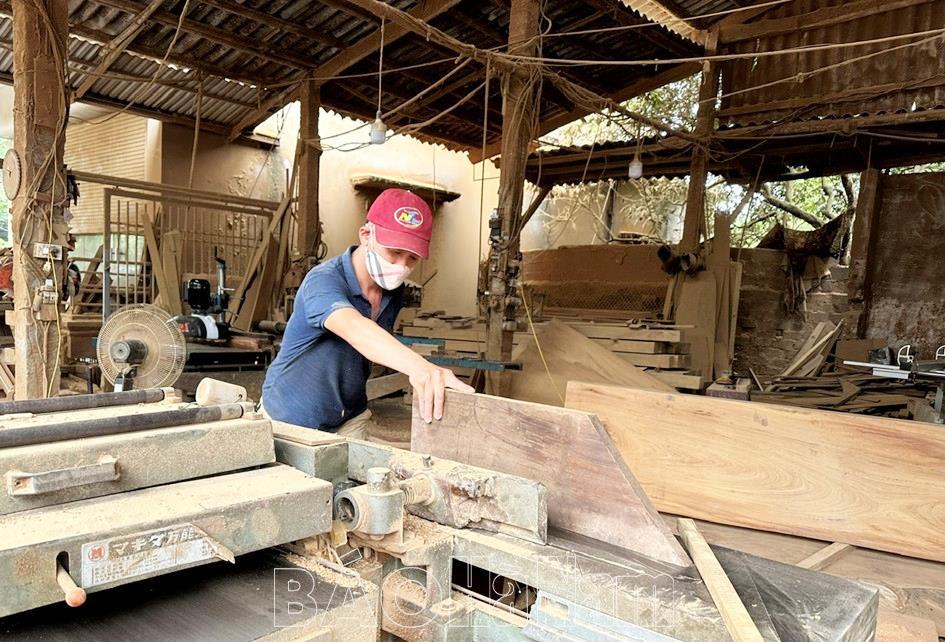 Văn Lý nỗ lực cải thiện, nâng cao thu nhập cho người dân