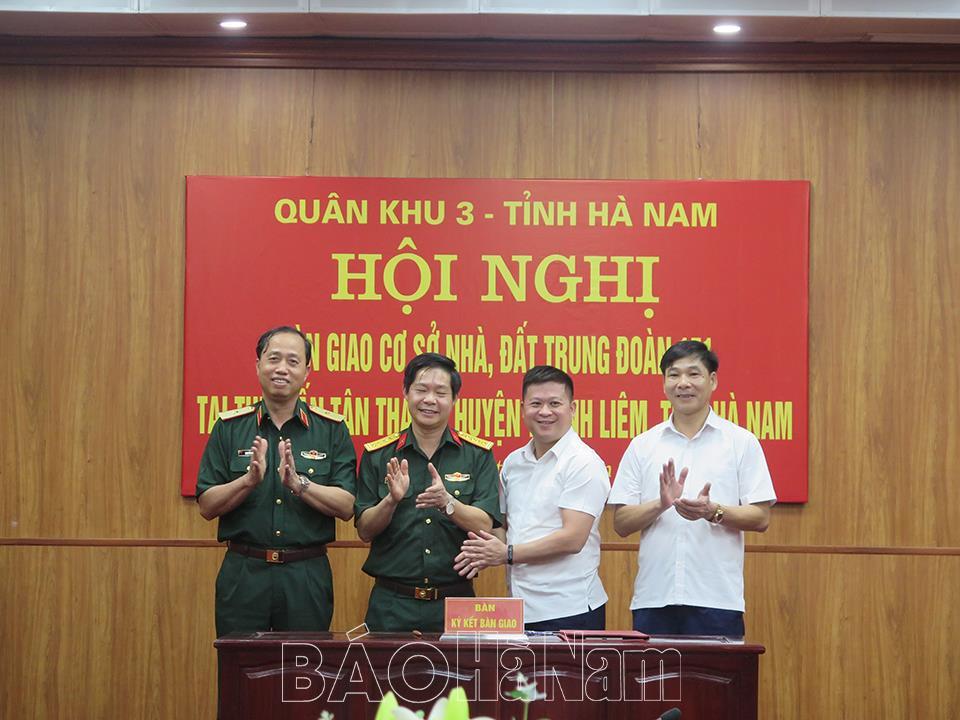 Bàn giao cơ sở nhà, đất Trung đoàn 151 về địa phương quản lý