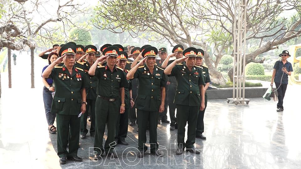 Hội CCB huyện Thanh Liêm tổ chức hành trình về nguồn, thăm lại chiến trường Điện Biên Phủ