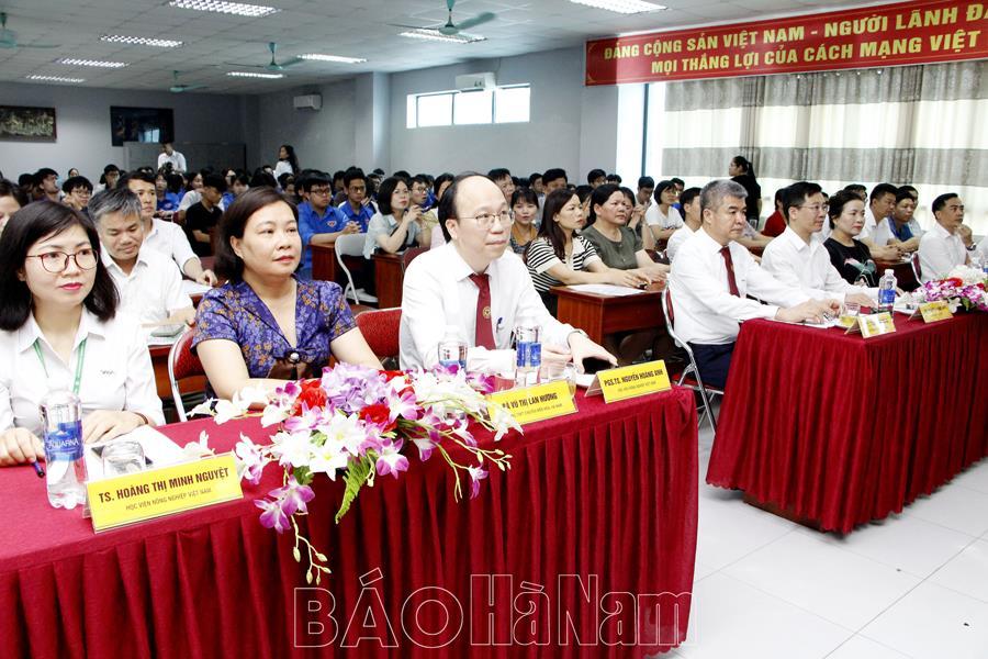 Hội thảo “Hành trình Khởi nghiệp từ Trung học phổ thông” cho học sinh THPT