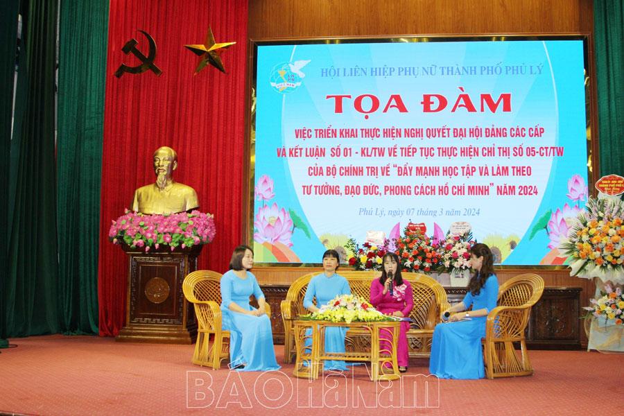 Bảo vệ nền tảng tư tưởng của Đảng thông qua việc học và làm theo gương Bác