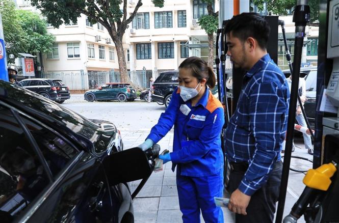 Xăng, dầu giảm giá trong kỳ điều hành ngày 25/4