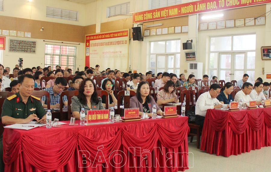 Đại biểu Quốc hội tỉnh tiếp xúc cử tri huyện Lý Nhân trước kỳ họp thứ 7