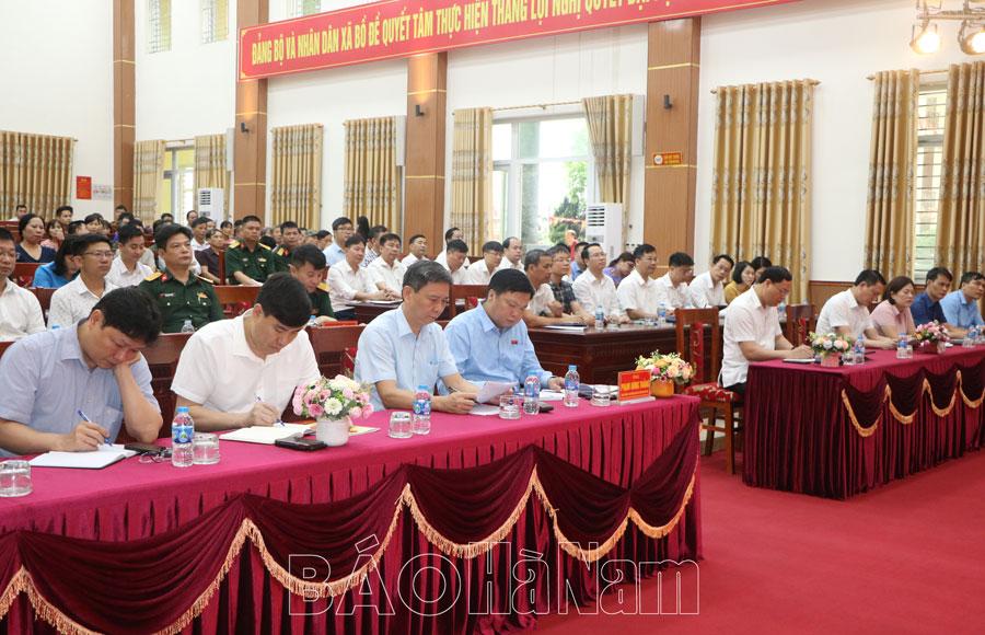 Đoàn Đại biểu Quốc hội tỉnh tiếp xúc cử tri huyện Bình Lục trước Kỳ họp thứ 7