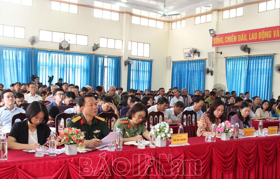 Đoàn ĐBQH tỉnh tiếp xúc cử tri tại huyện Thanh Liêm