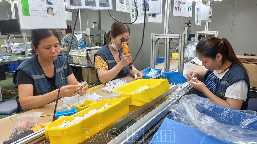 Đôn đốc xây dựng Quy chế dân chủ ở cơ sở đối với các doanh nghiệp trong KCN