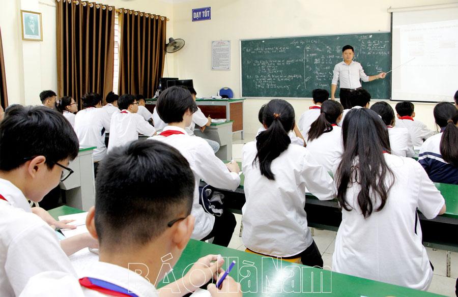 Ngành giáo dục Hà Nam thi đua dạy tốt, học tốt