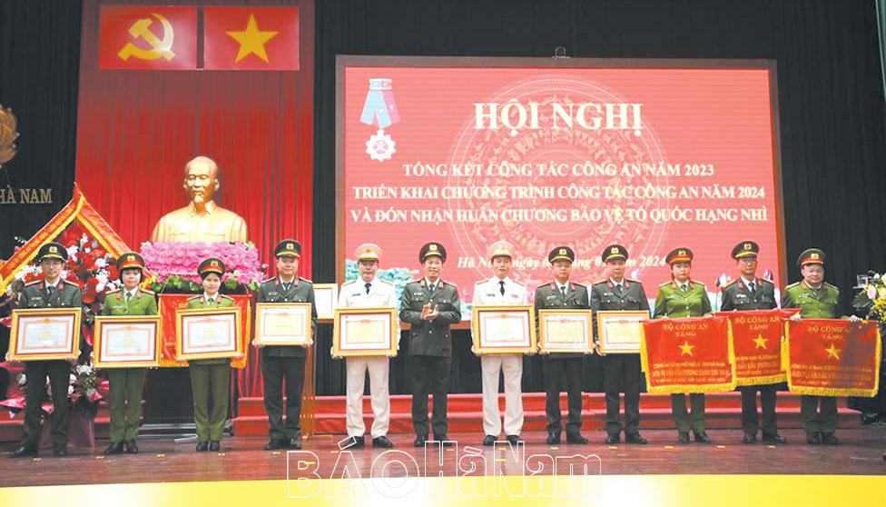 Công an Hà Nam thực hiện Sáu điều Bác Hồ dạy