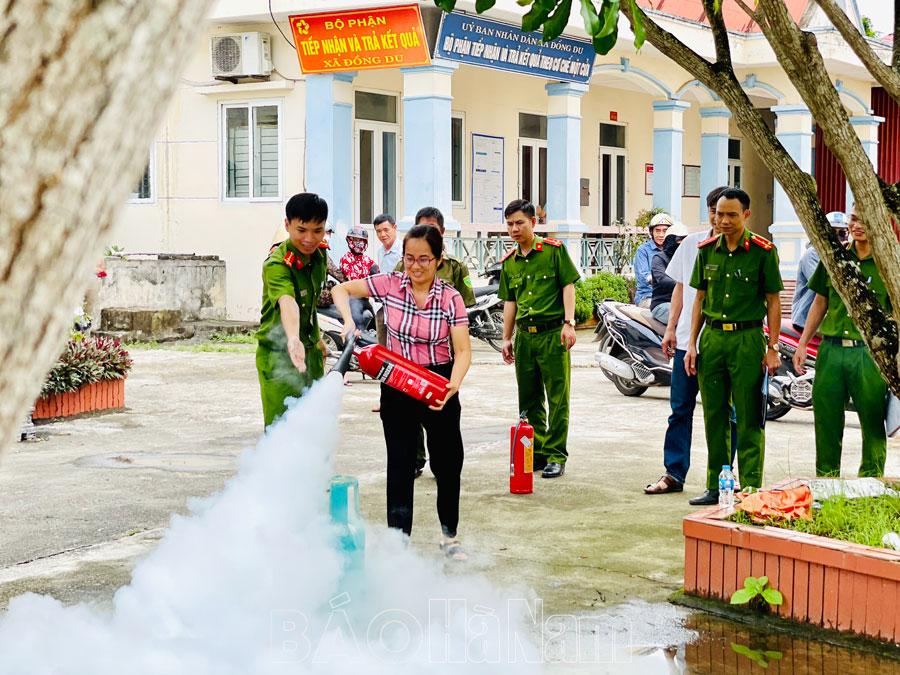 Tuyên truyền, phổ biến giáo dục pháp luật tại xã Đồng Du