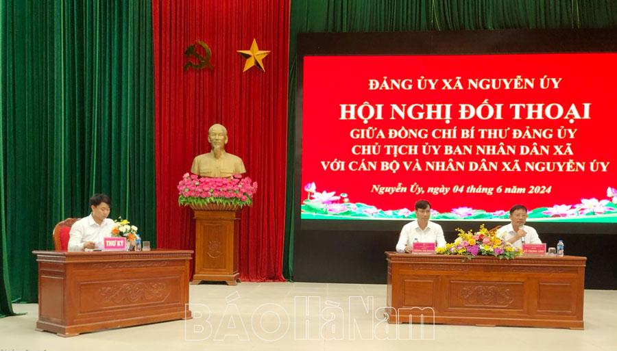 Lãnh đạo xã Nguyễn Úy đối thoại với nhân dân